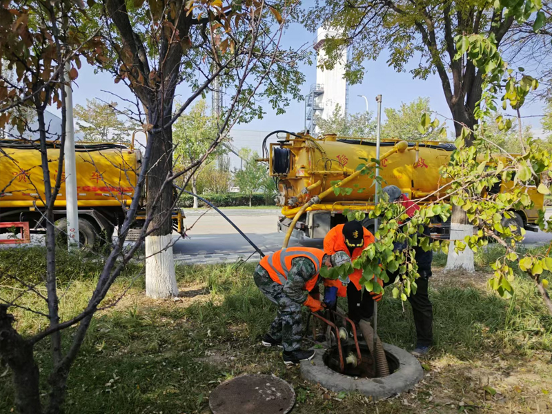 栖霞街厂区管道清洗